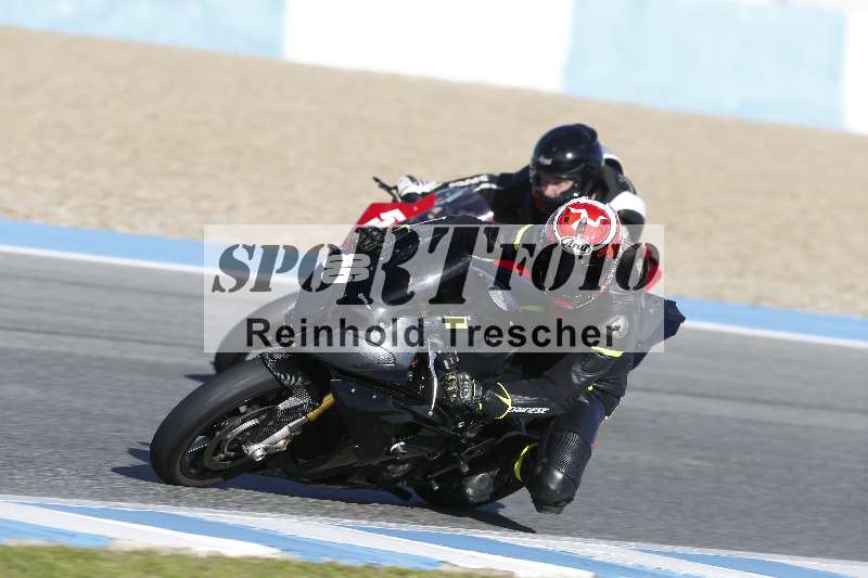 /Archiv-2025/01 24.-27.01.2025 Moto Center Thun Jerez/gruen-green/86